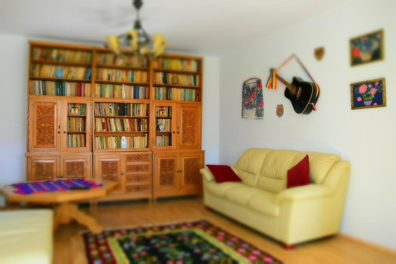 Casa Smeilor Horezu Exteriör bild